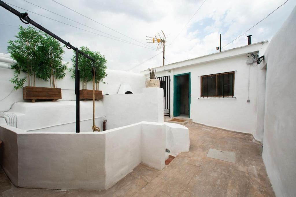 Apartamento Con Terraza Y Barbacoa Paterna Exterior photo